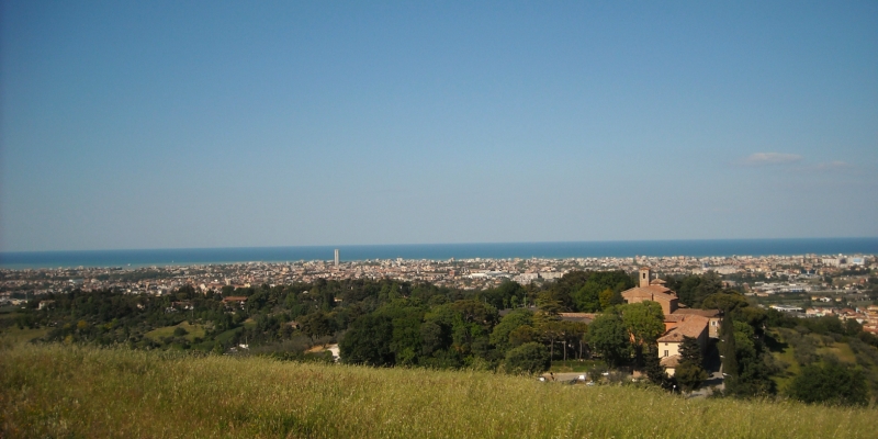 veduta adriatico e riviera romagnola